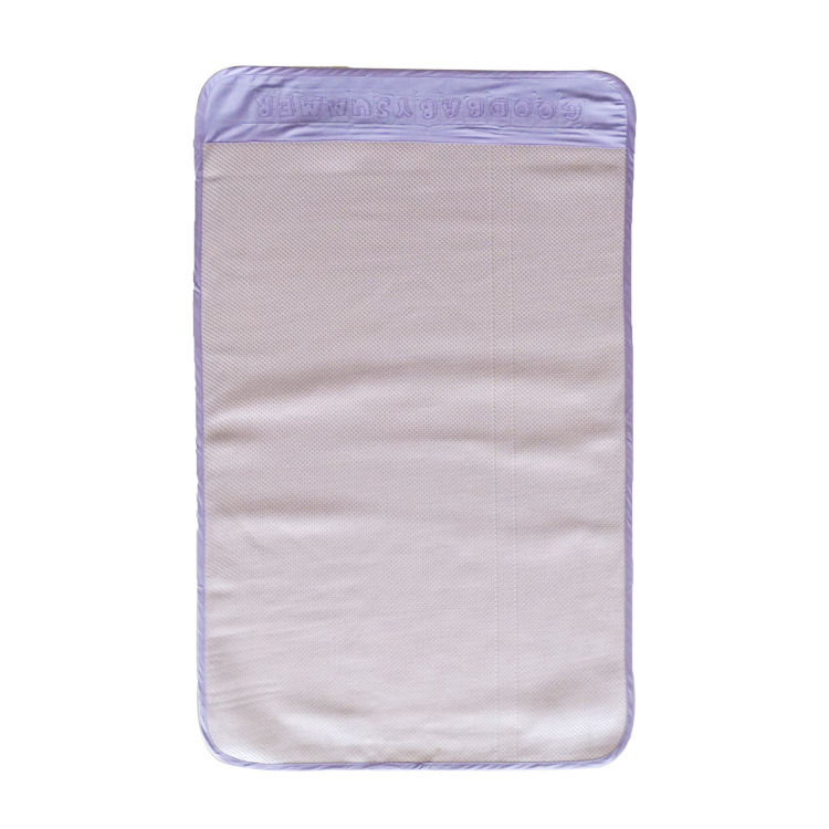 Comfortable and Breathable Ice Silk Sleeping Crib Mattress for Newborn Baby Summer cool Sleeping Mat