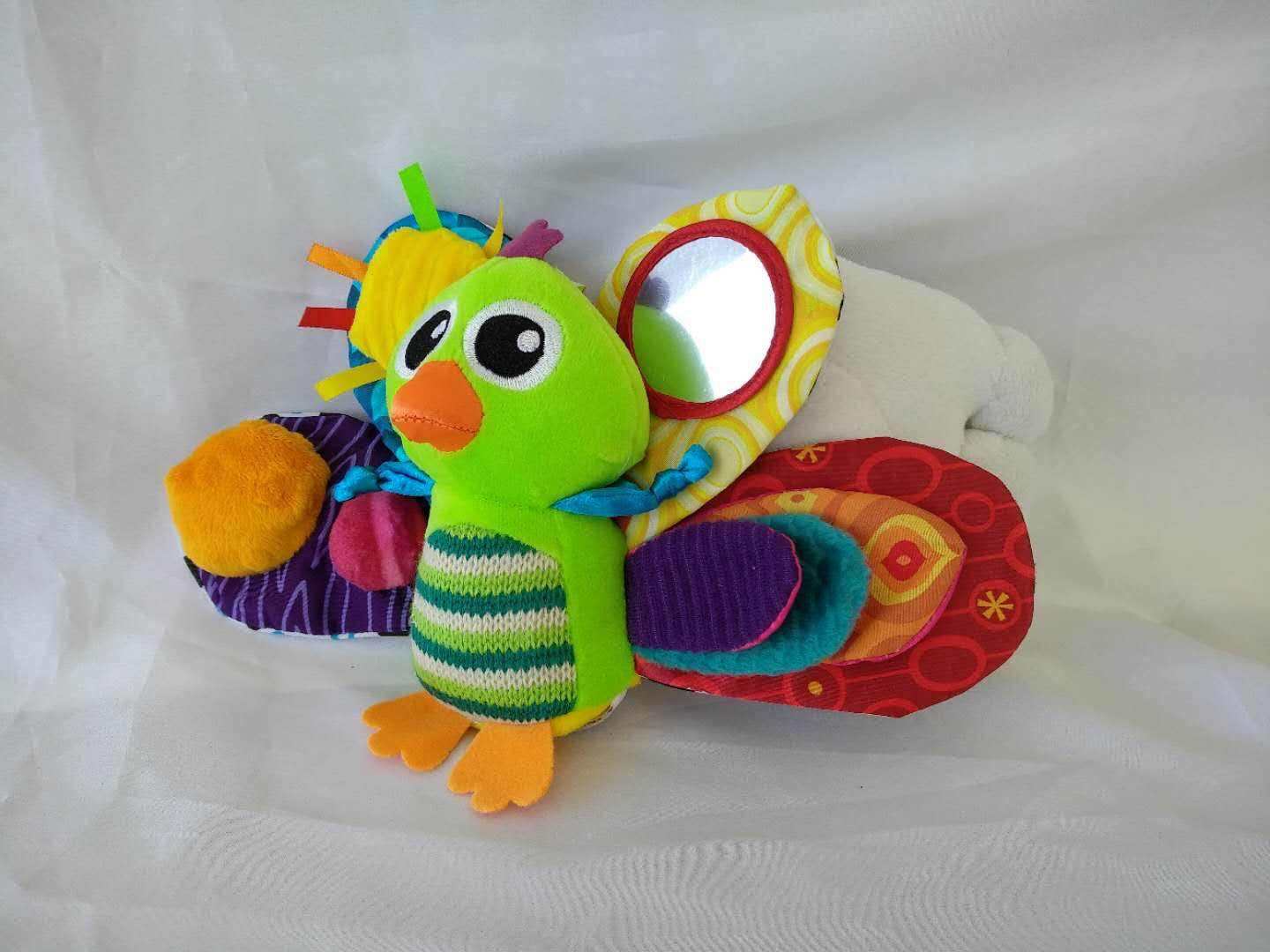 hanging toy baby stroller or bed toy ring inside plush educational toy