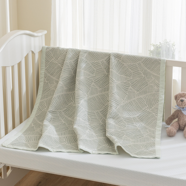 Air Layer Jacquard Cover Blanket Baby Bed Quilt A B Version   