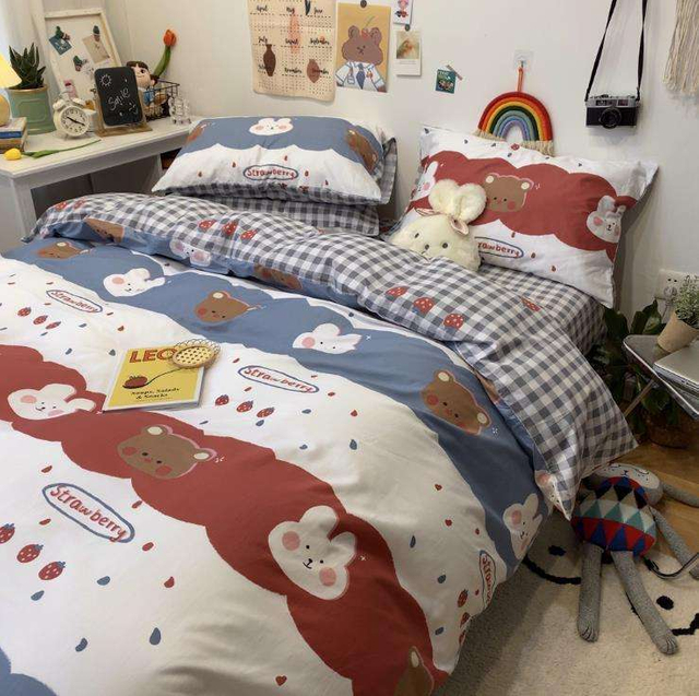 Cartoon Autumn And Winter Cotton Pure Cotton Small Fresh Bedding Set of Four Student Girl Heart Set of Three Dormitory Quilt