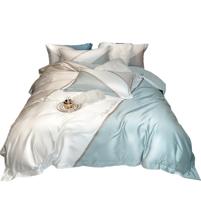 High-End Affordable Luxury 60 Pieces Contrast Color Cotton Four-Piece Bare Sleeping Silky Embroidered Quilt