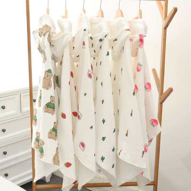New Four-Layer Gauze Bath Towel for Children Hooded Cotton Candy Cloak Cartoon Cute Infant Bath Cloak